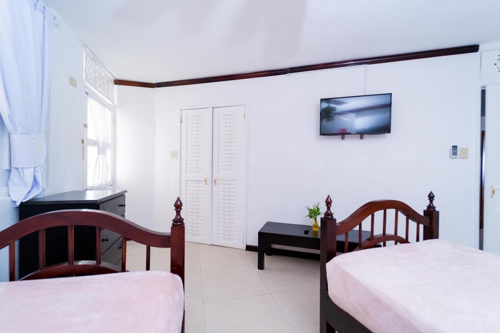 Franklyn D Resort & Spa All Inclusive รันอเวย์เบย์ ภายนอก รูปภาพ