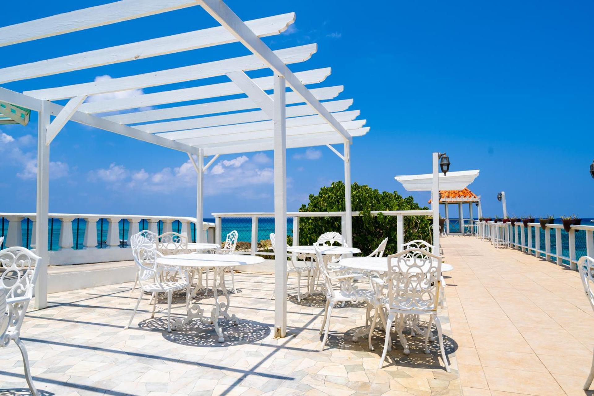 Franklyn D Resort & Spa All Inclusive รันอเวย์เบย์ ภายนอก รูปภาพ