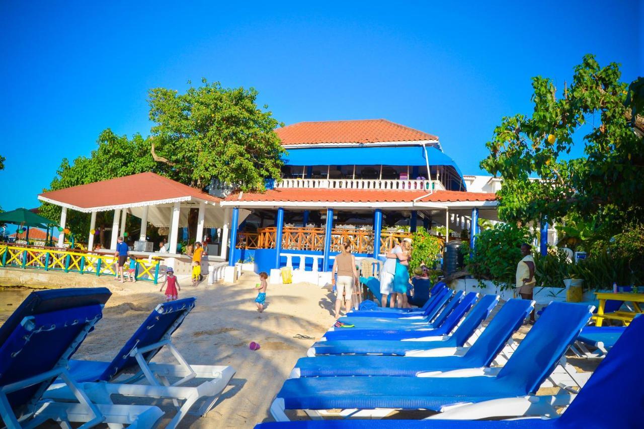 Franklyn D Resort & Spa All Inclusive รันอเวย์เบย์ ภายนอก รูปภาพ